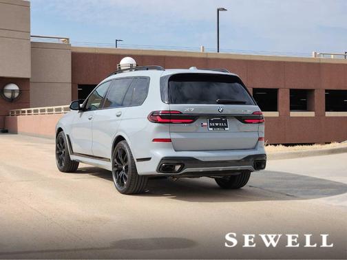 2026 BMW X7 xDrive40i