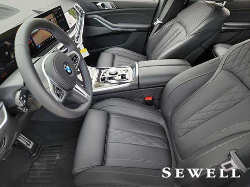 2026 BMW X7 M60i