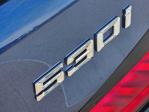 2023 BMW 530 i