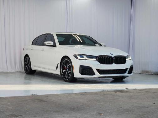 2023 BMW 530 i