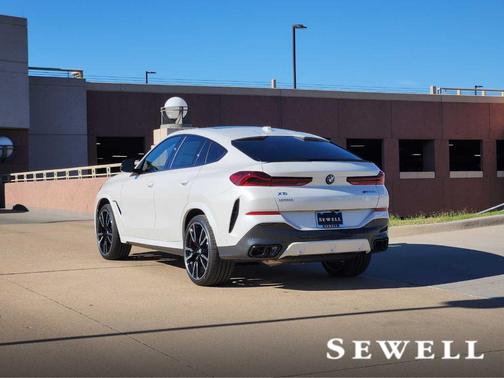 2026 BMW X6 M60i