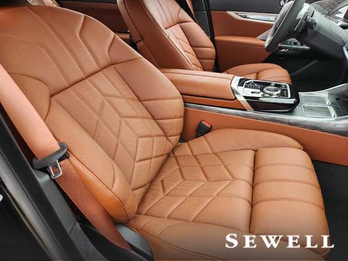 2025 BMW 760 760i xDrive