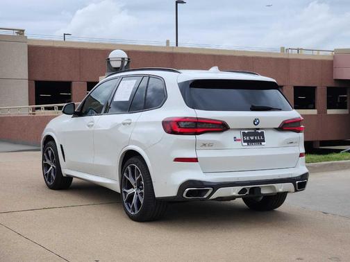 2022 BMW X5 sDrive40i