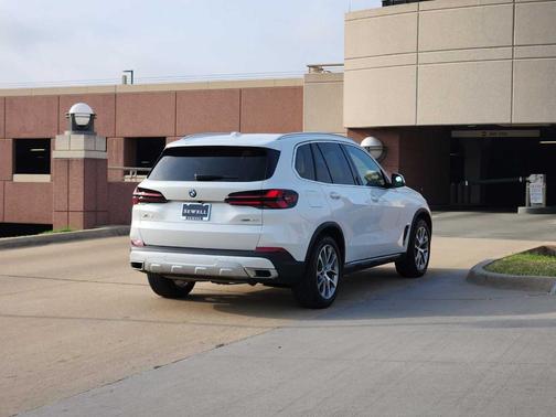 2026 BMW X5 sDrive40i