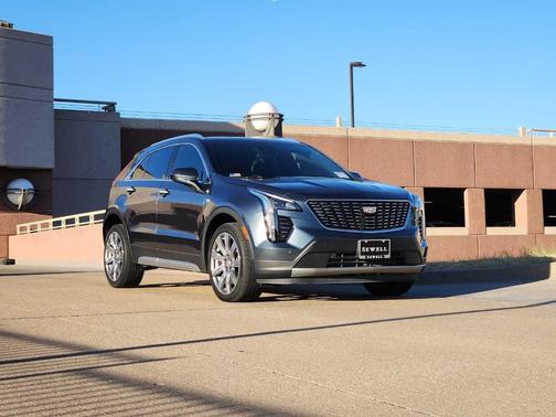 2019 Cadillac XT4 Premium Luxury