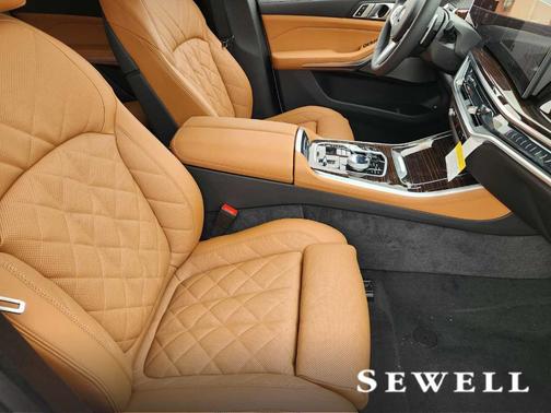 Mineral White Metallic 2026 BMW X5 PHEV xDrive50e