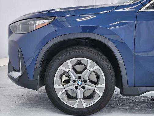 Phytonic Blue Metallic 2025 BMW X1 xDrive28i