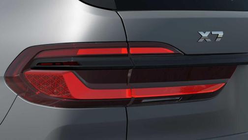 2026 BMW X7 M60i