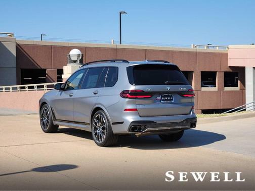 2026 BMW X7 M60i