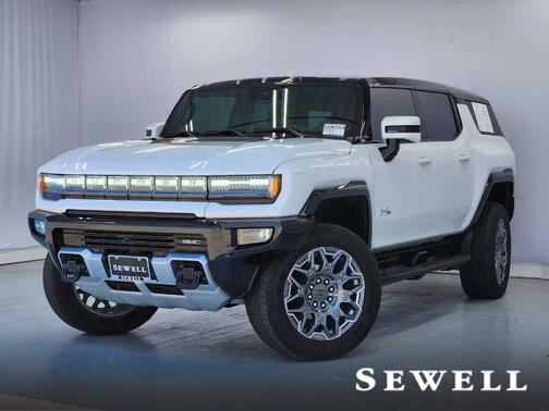 White 2025 GMC HUMMER EV SUV 3X