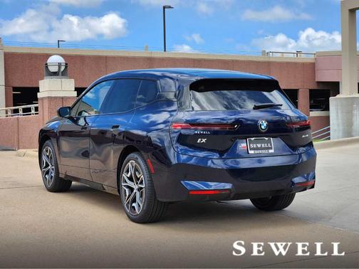 2026 BMW iX xDrive45