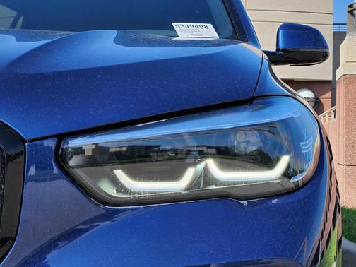 2023 BMW X5 sDrive40i