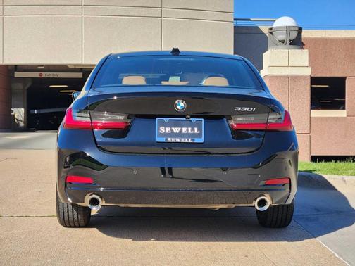 2025 BMW 330 i