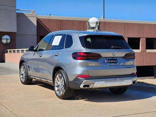 2025 BMW X5 xDrive40i