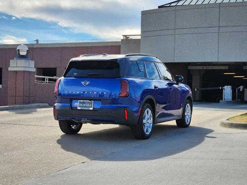 2025 MINI Countryman S
