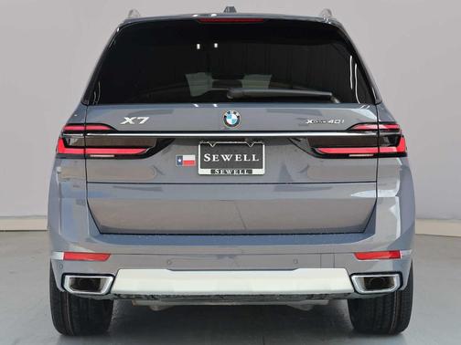 Sparkling 2026 BMW X7 xDrive40i