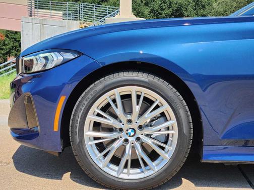 2023 BMW 330 i
