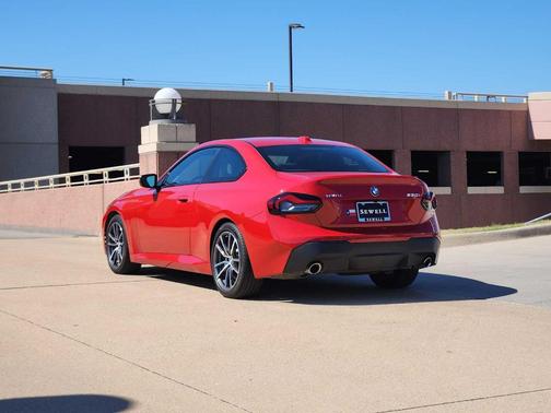 2024 BMW 230 i