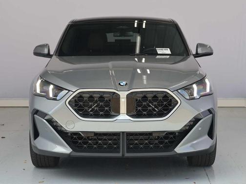 Gray Metallic 2025 BMW X2 xDrive28i