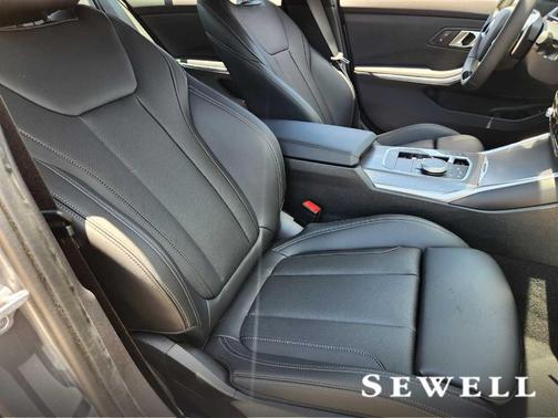 2025 BMW 330 i xDrive