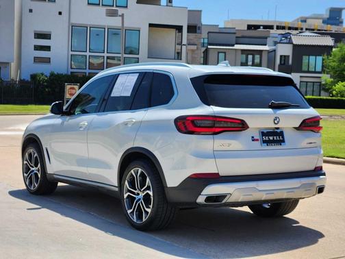 2022 BMW X5 sDrive40i