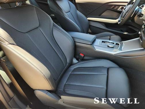 2025 BMW 230 i