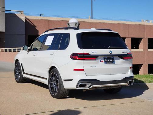 2024 BMW X7 xDrive40i