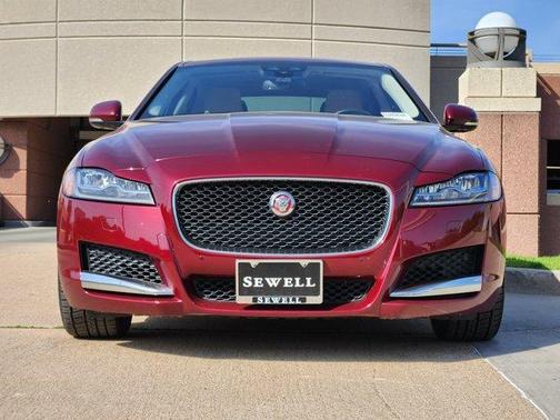 2016 Jaguar XF 35t Premium