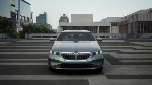 2026 BMW 530 i xDrive
