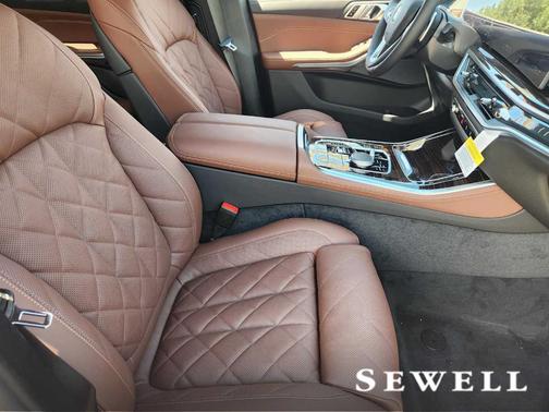 Gray Metallic 2026 BMW X5 xDrive40i
