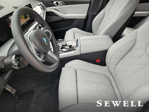 Gray Metallic 2026 BMW X5 xDrive40i
