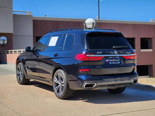 2022 BMW X7 xDrive40i