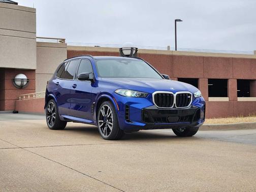 2025 BMW X5 M60i