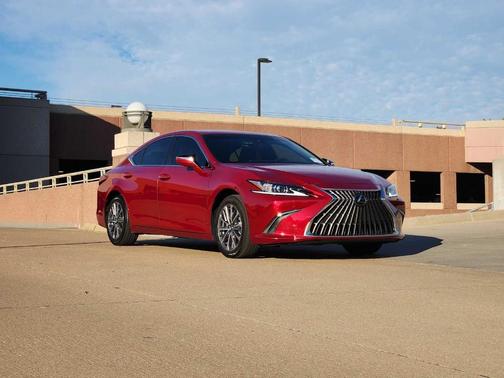 2023 Lexus ES 350 Base