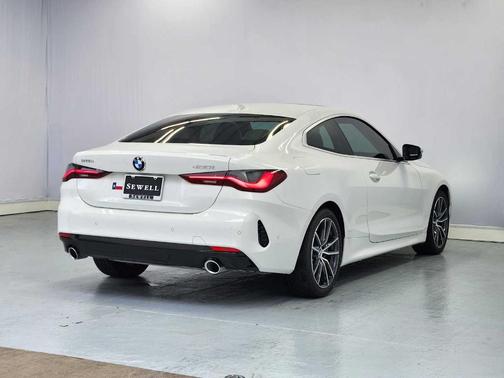 Alpine White 2025 BMW 430 i