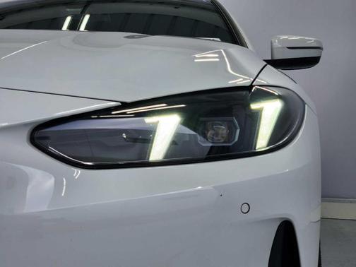 Alpine White 2025 BMW 430 i