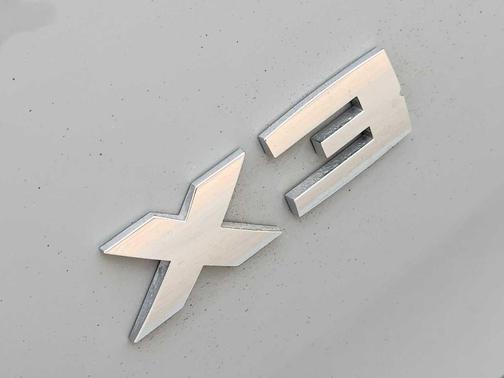 2023 BMW X3 M40i