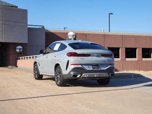2024 BMW X6 xDrive40i