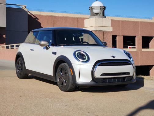 2024 MINI Hardtop Cooper