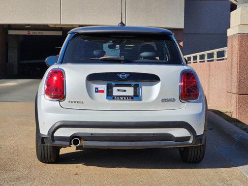 2024 MINI Hardtop Cooper