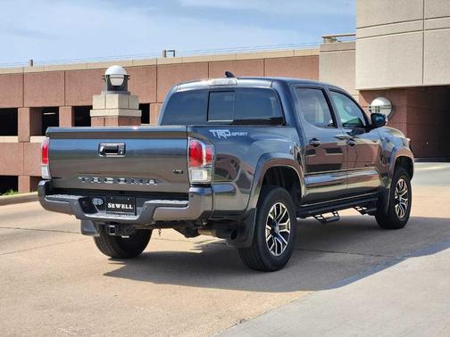 2022 Toyota Tacoma TRD Sport
