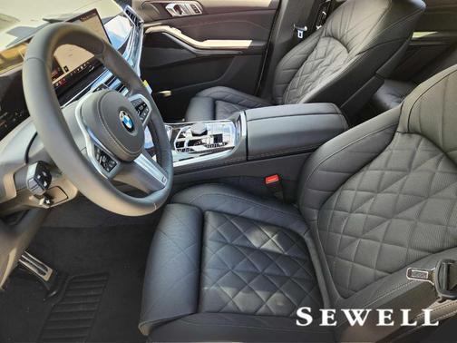 Mineral White Metallic 2026 BMW X5 xDrive40i