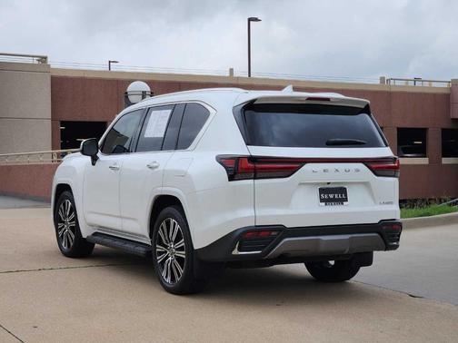 2024 Lexus LX 600 Luxury