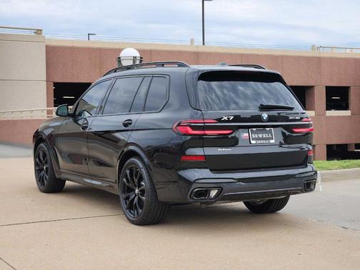 2026 BMW X7 xDrive40i
