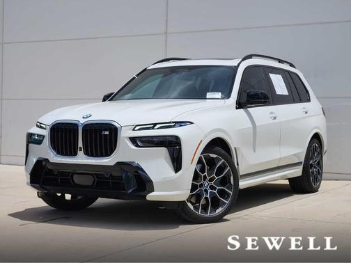2025 BMW X7 M60i