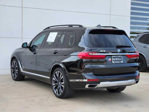 2022 BMW X7 xDrive40i