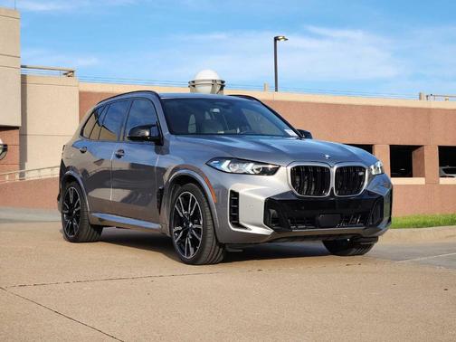 2025 BMW X5 M60i