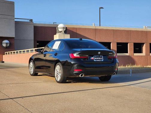 2023 BMW 330 i