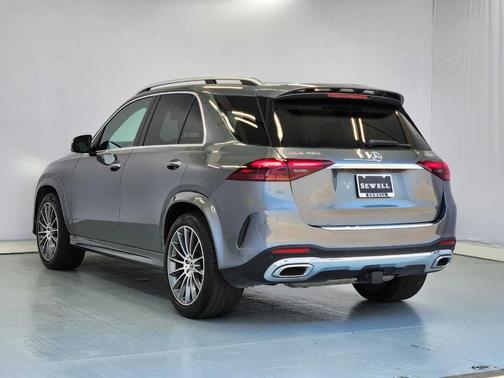 Gray Metallic 2024 Mercedes-Benz GLE 450 4MATIC