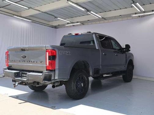 Carbonized Gray Metallic 2024 Ford F-250 XLT